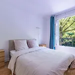 Romantique 4 Etoiles ,appartement Chic Pres Du Canal, דירה